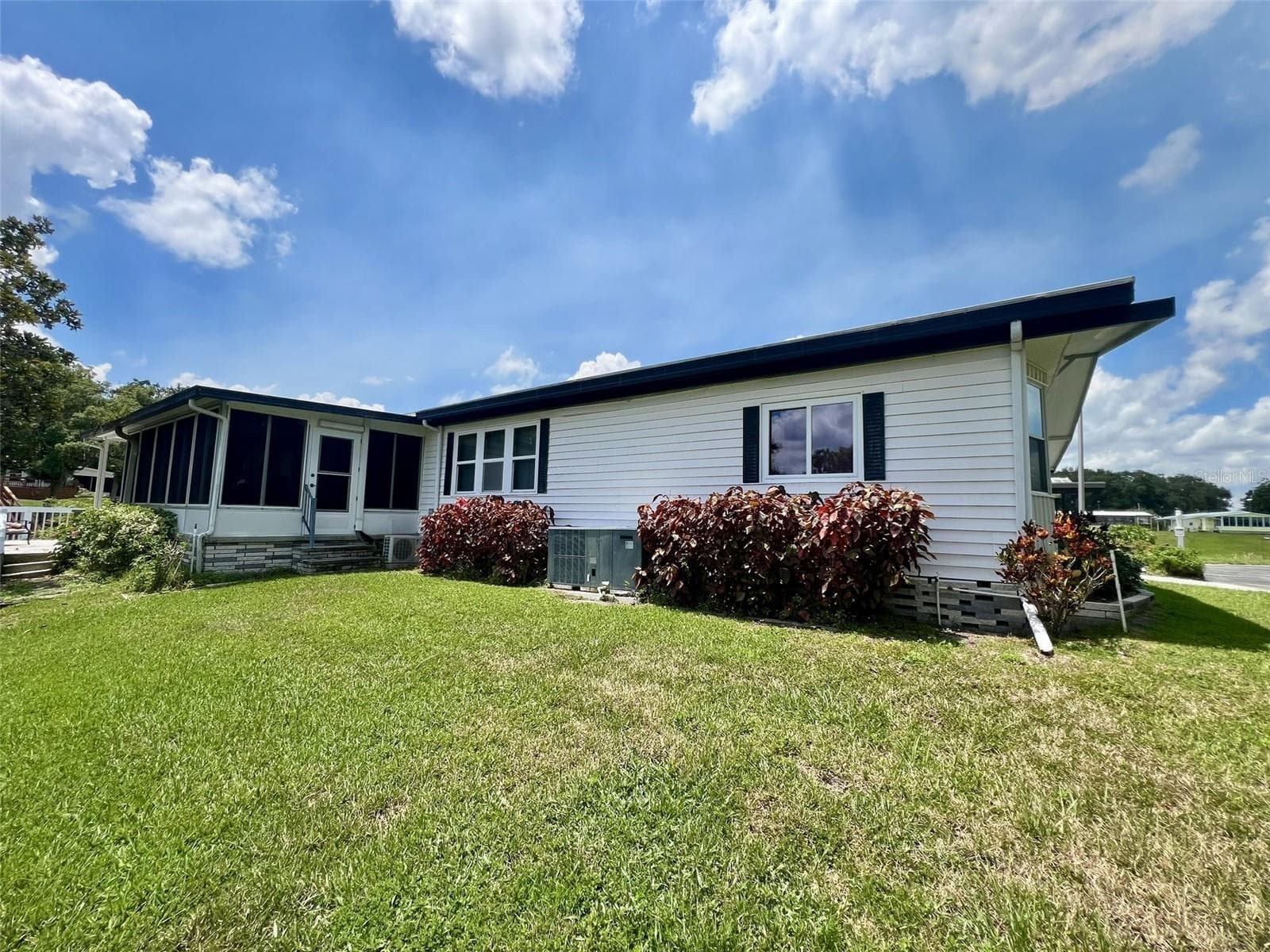 2055 S Floral Ave #246 photo 4