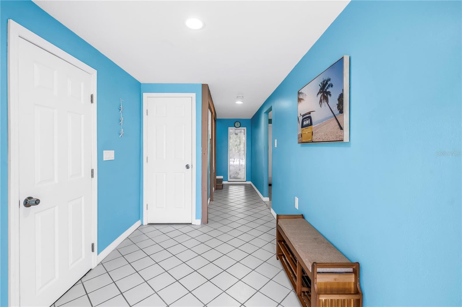 156 Siesta Dr photo 4