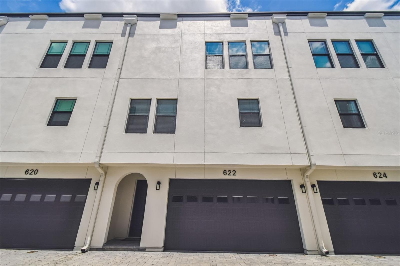 622 S Matanzas Ave photo 3