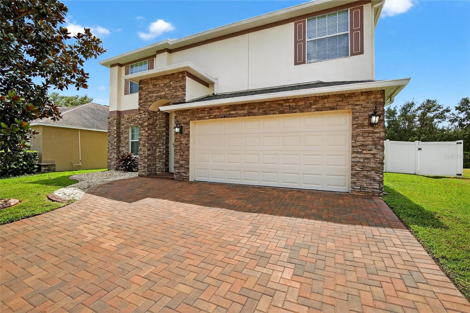 12407 Gilmerton Mist Ln photo 3