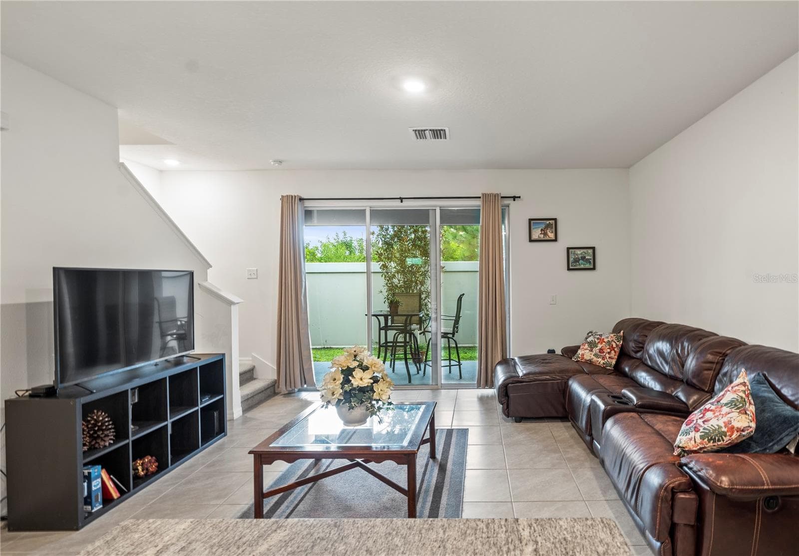 2886 Suncoast Plains Dr photo 5