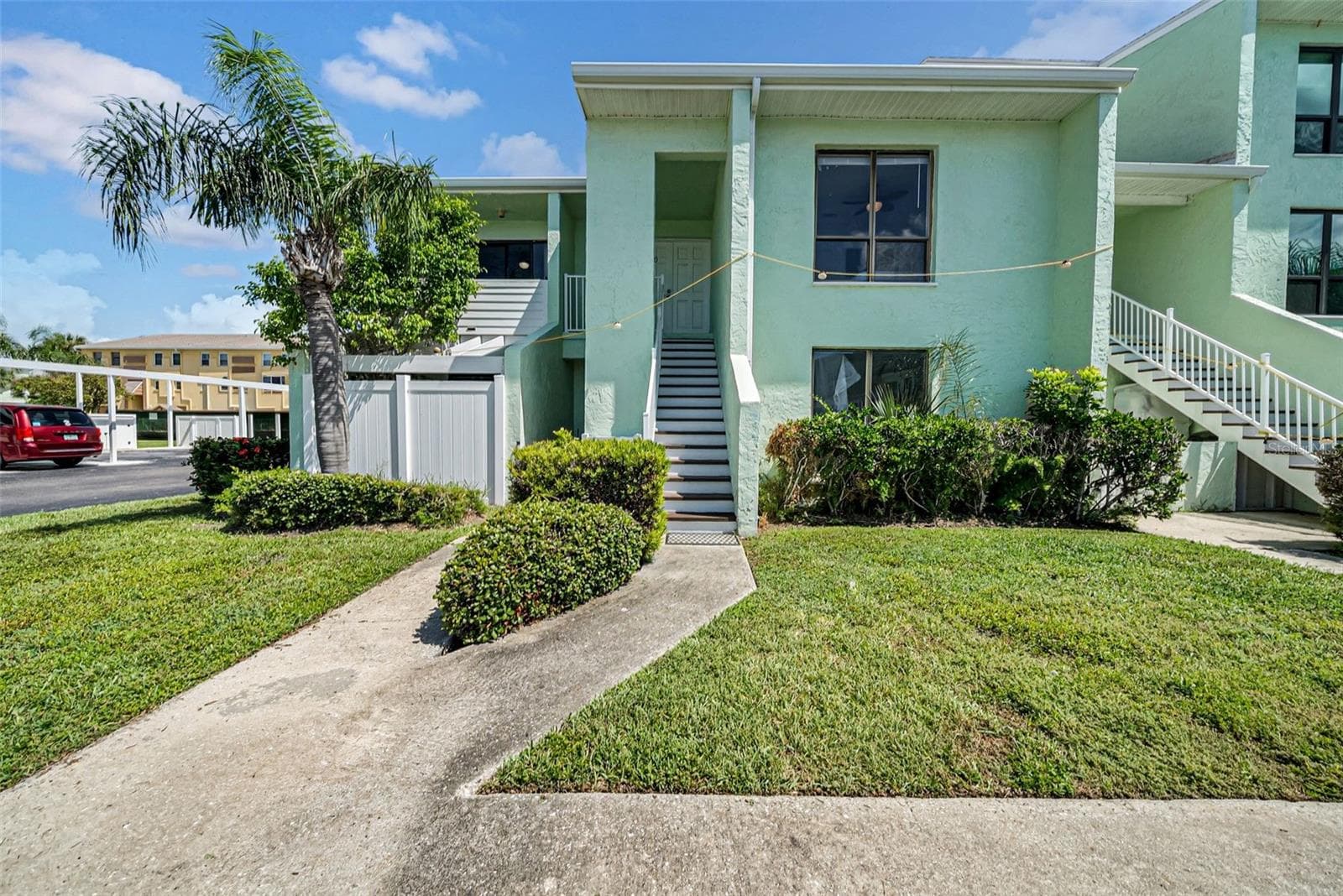 1 Windrush Blvd #30 photo 3