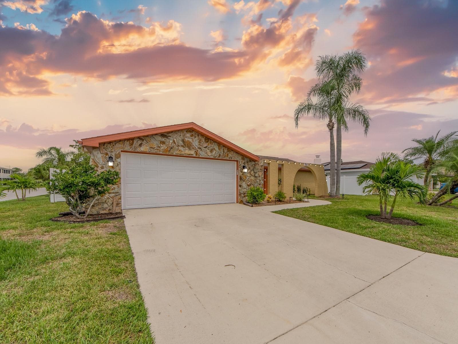 9811 San Mateo Way photo 3