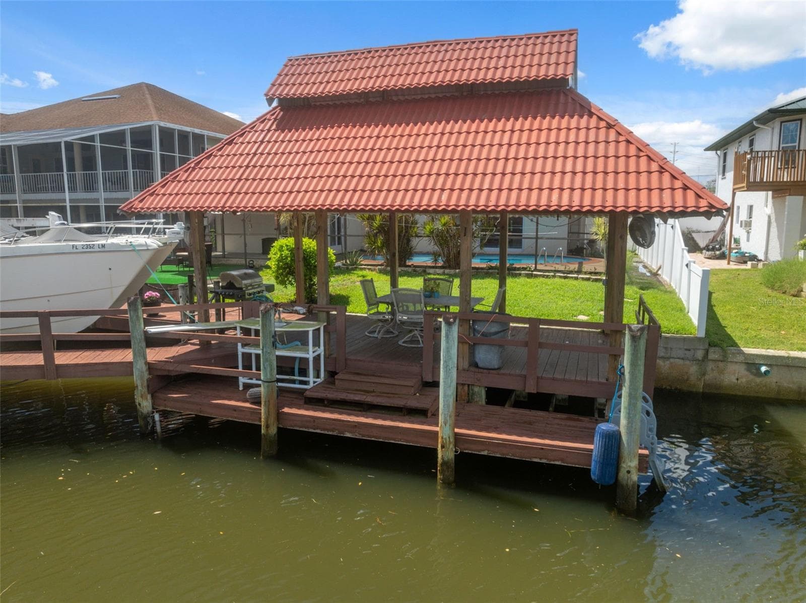 7711 Hatteras Dr photo 5