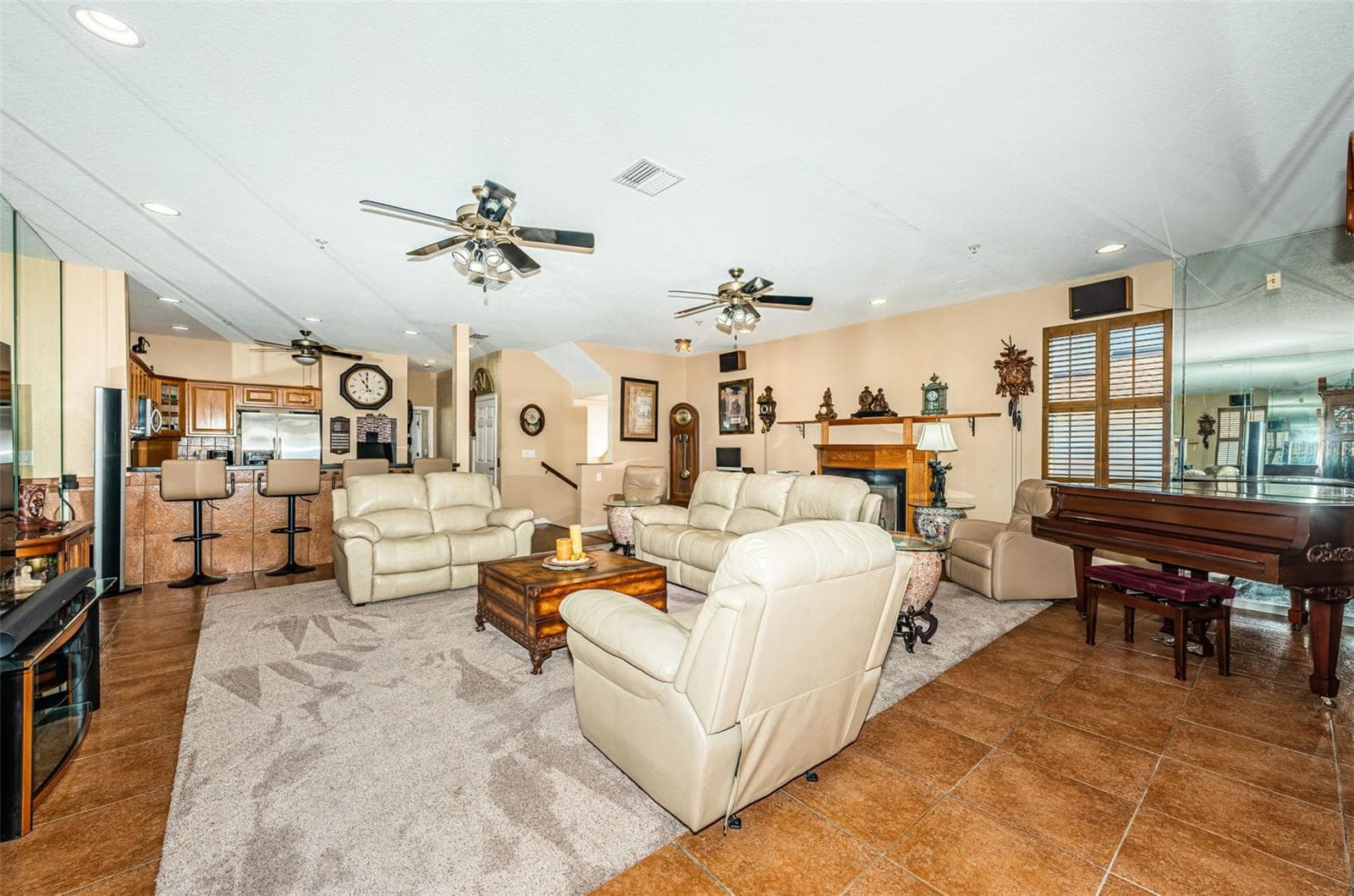 227 126th Ave photo 5