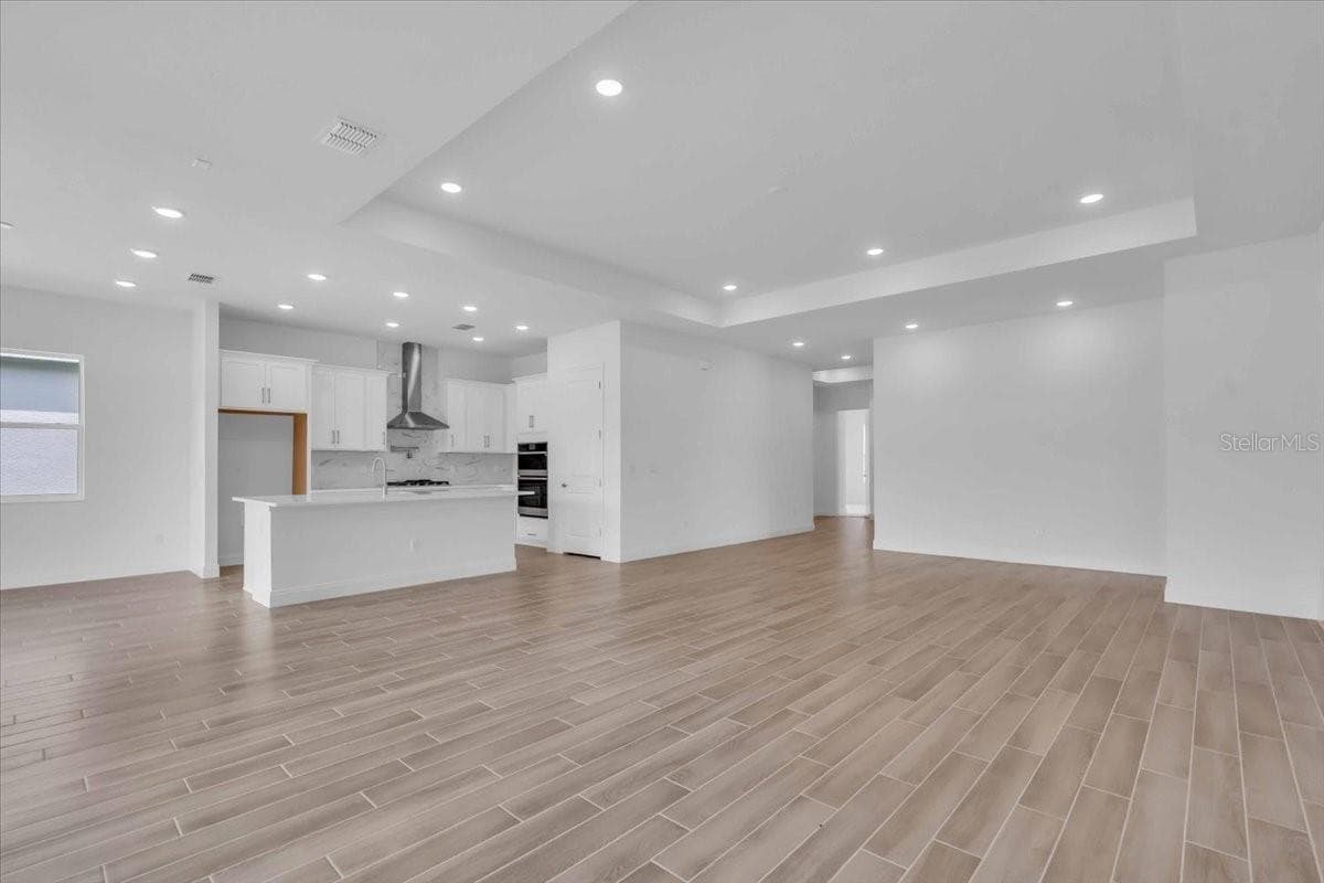 2302 Lone Tree Bend photo 4