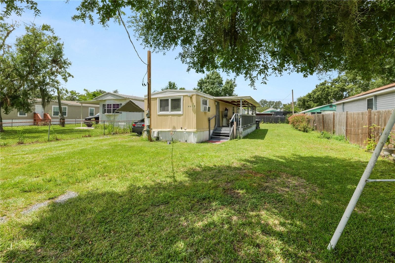 1111 S Terry Ave photo 3