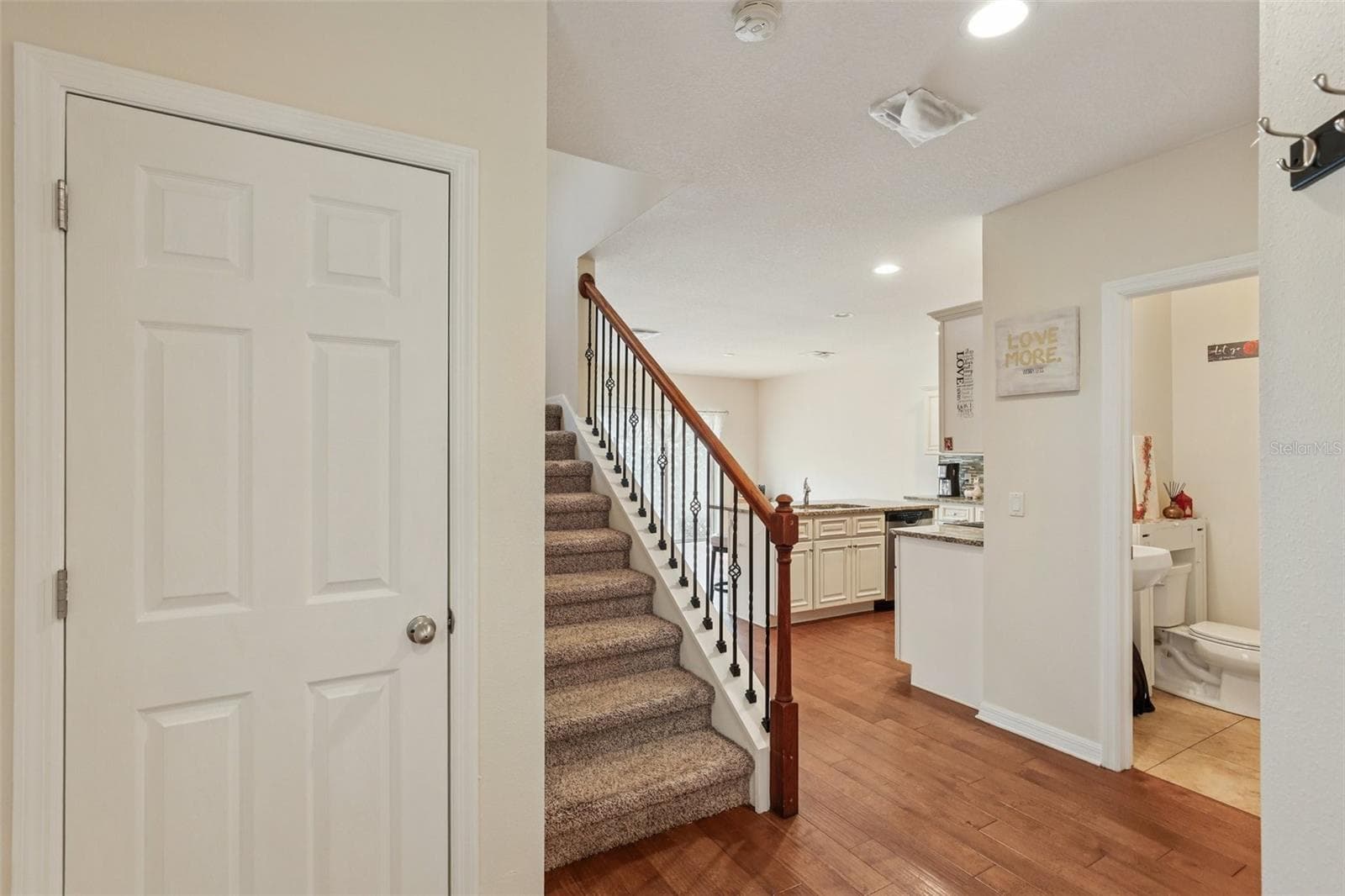 1844 Sommarie Way photo 4