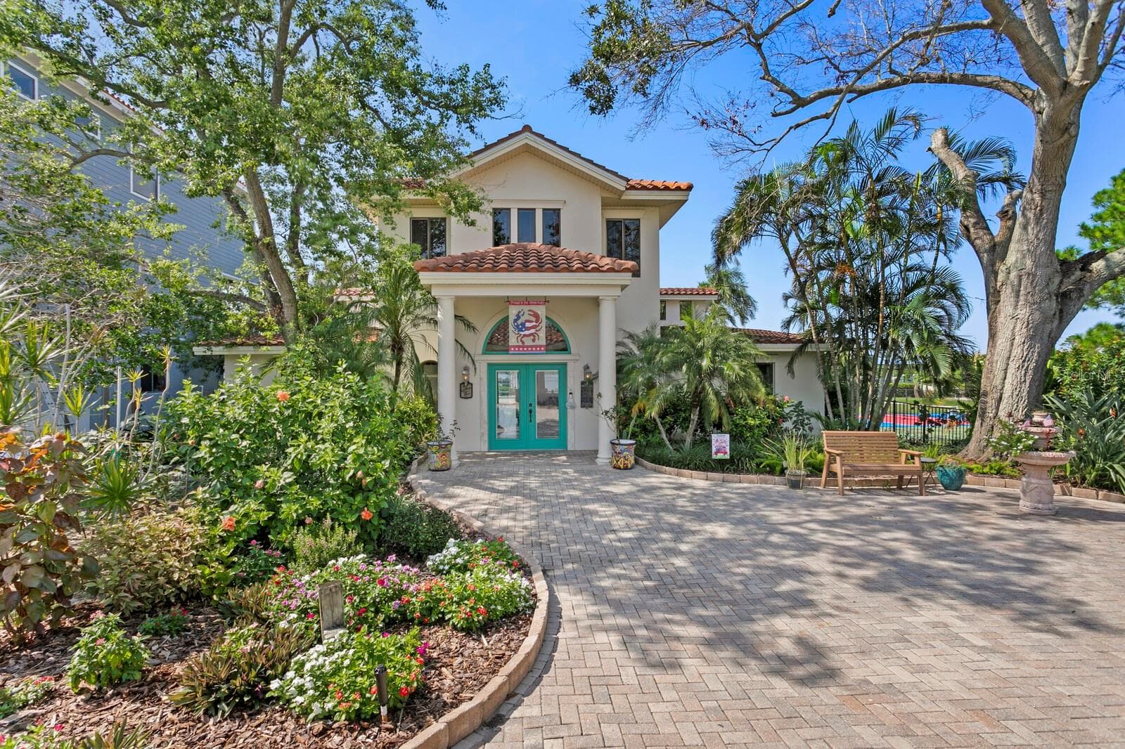 1632 Sea Breeze Dr photo 5