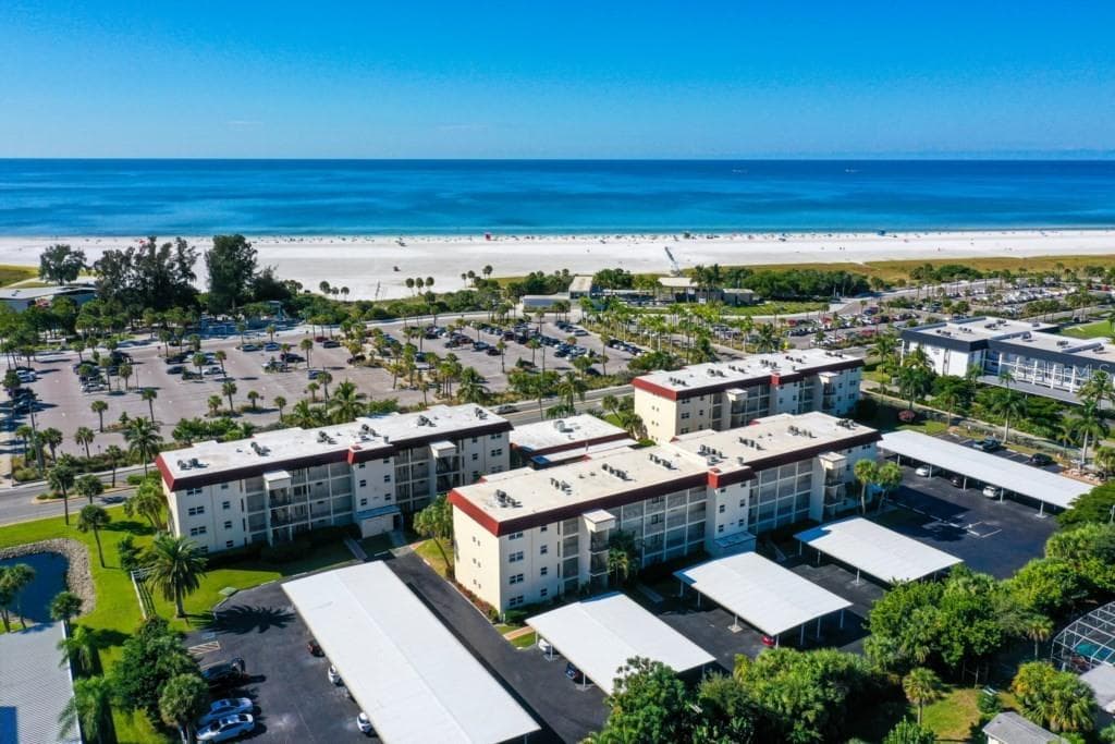 925 Beach Rd #310 photo 3