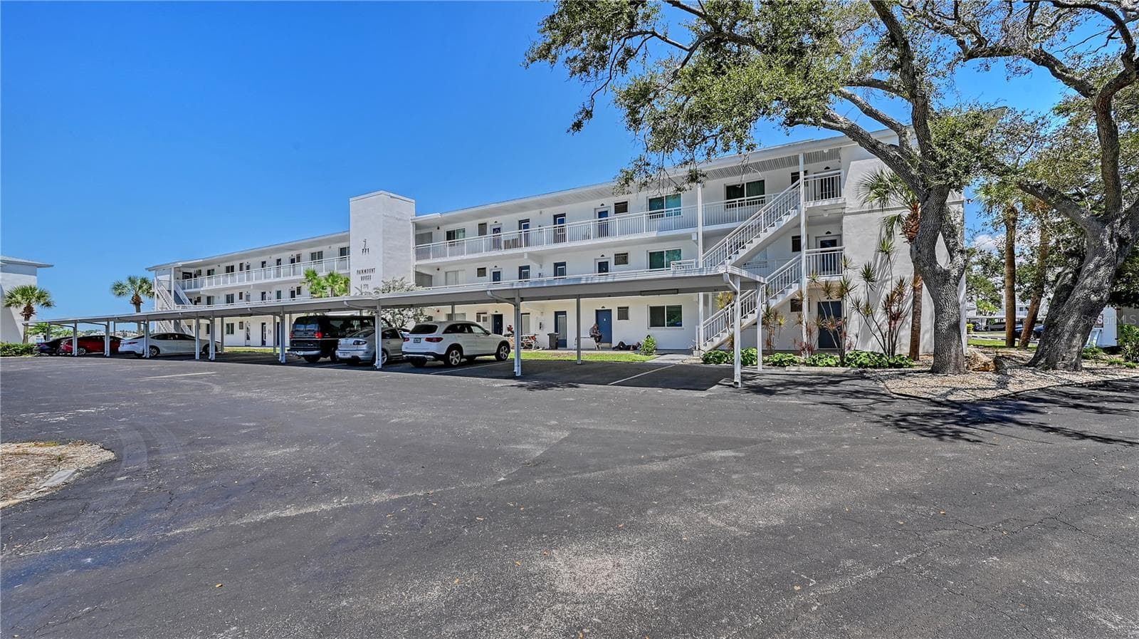 771 John Ringling Blvd #7 photo 3