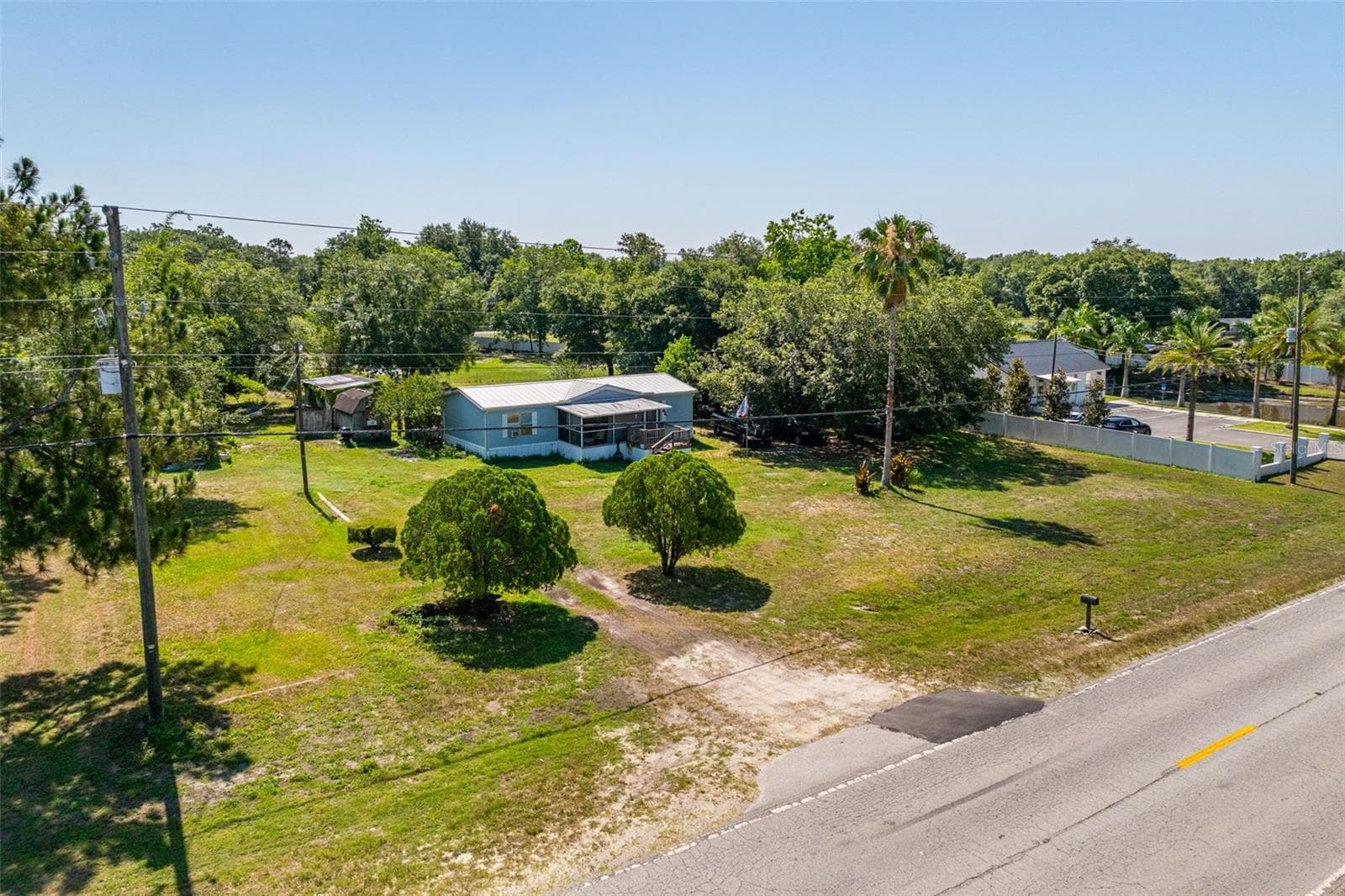 7308 Boyette Rd photo 3
