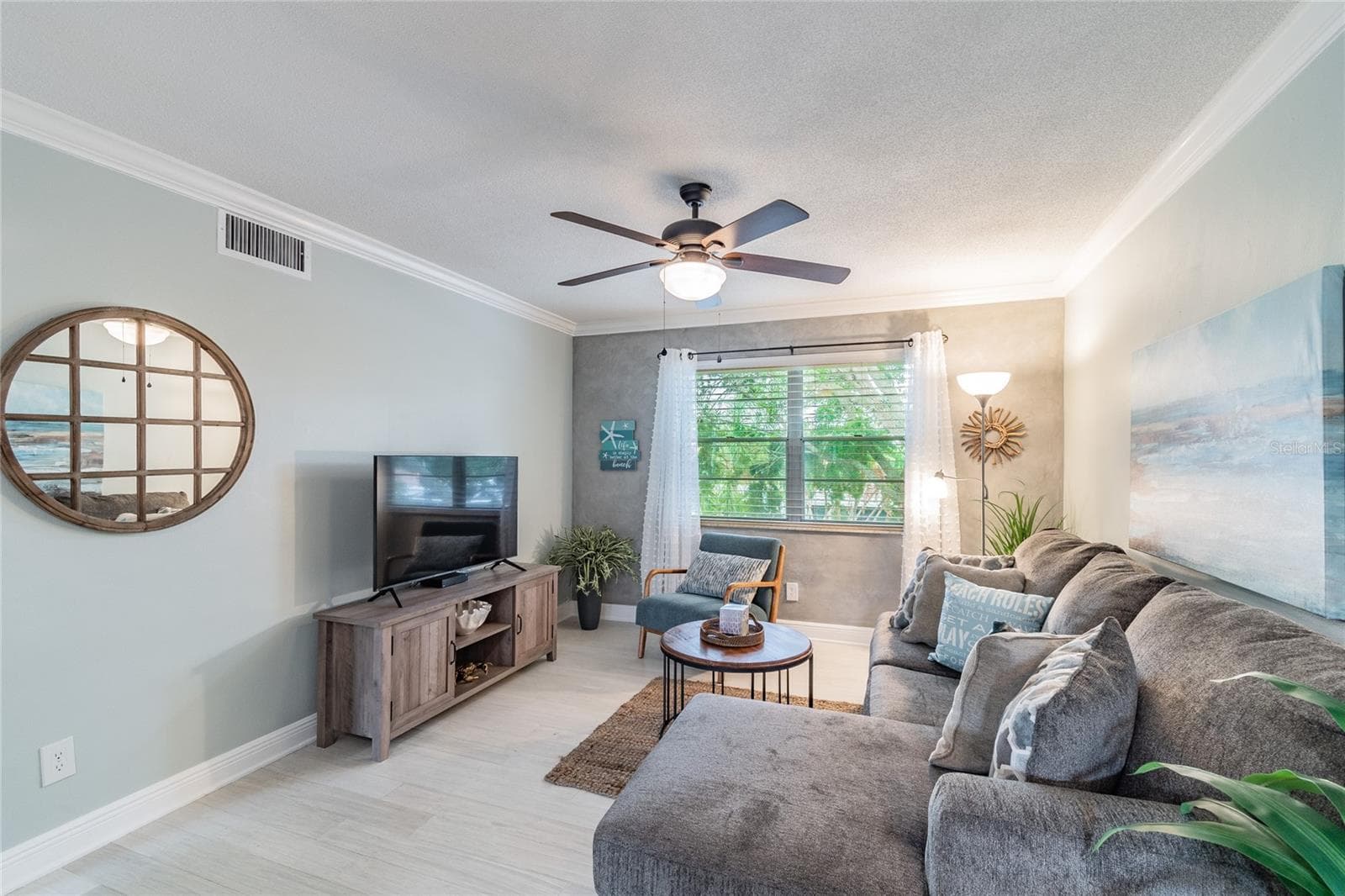 439 S Paula Dr #202 photo 5