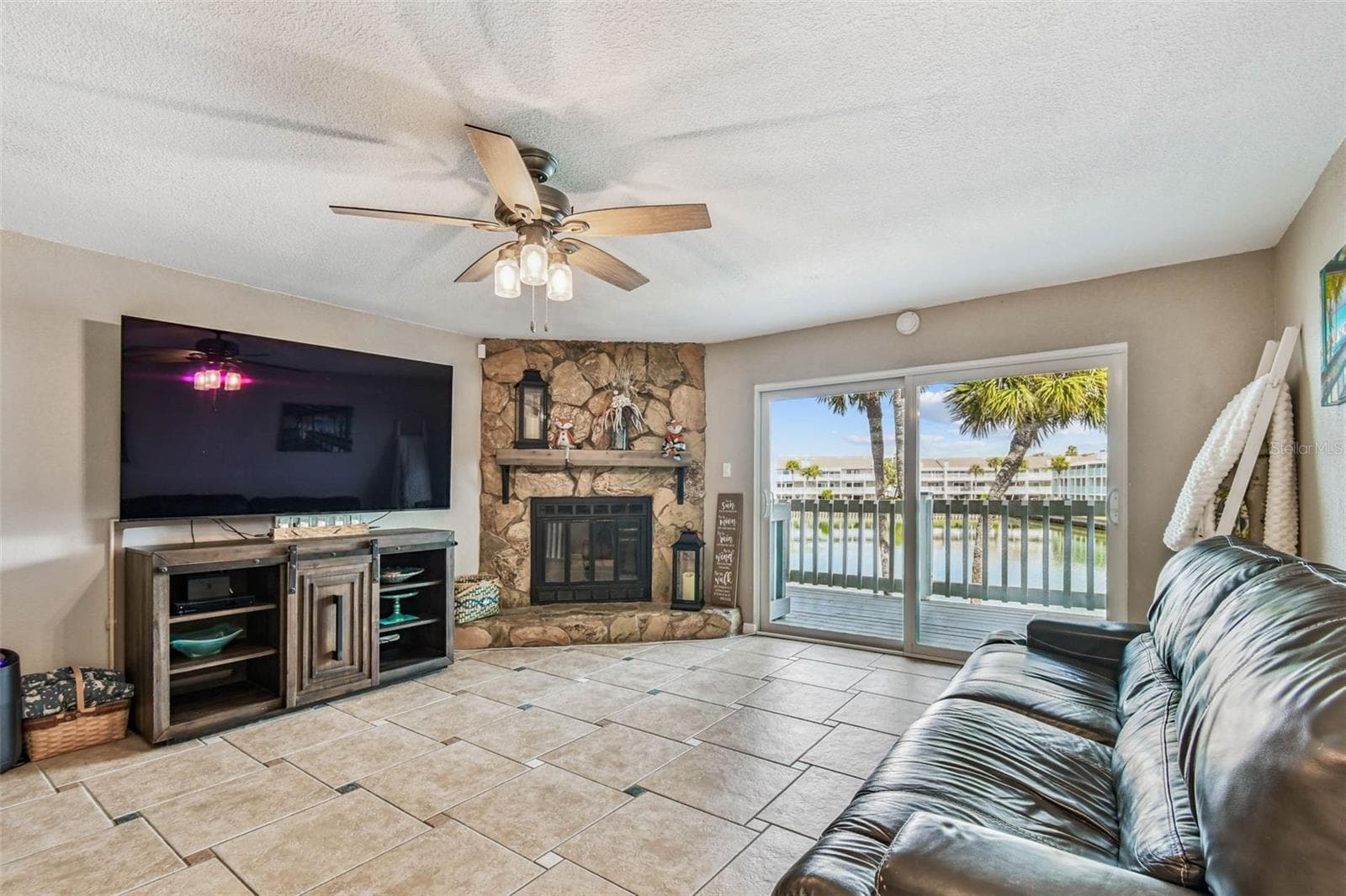 12134 Capri Cir S #803 photo 3