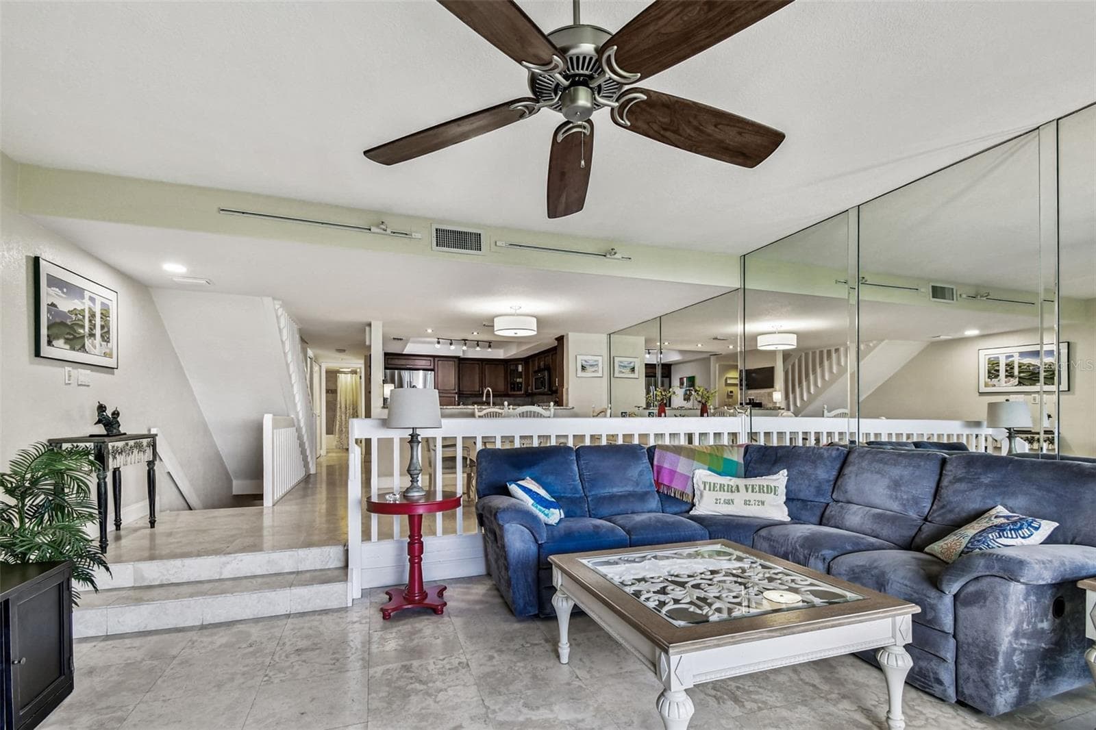 127 1st St E #103 photo 4