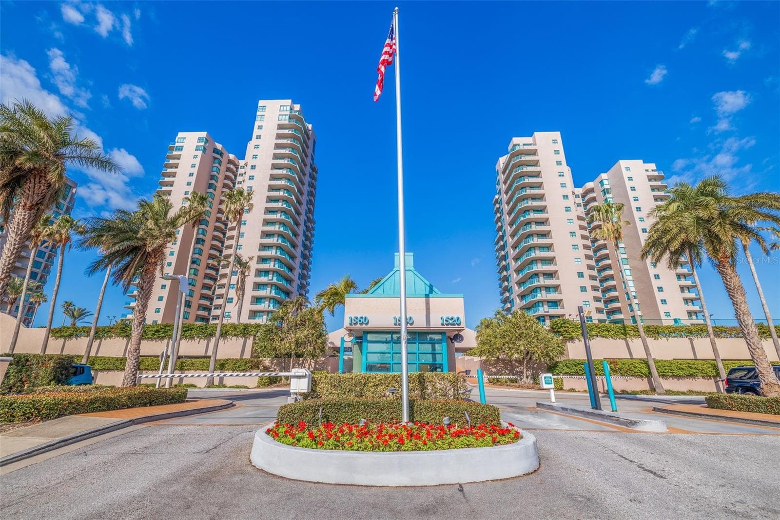 1520 Gulf Blvd #PH1
