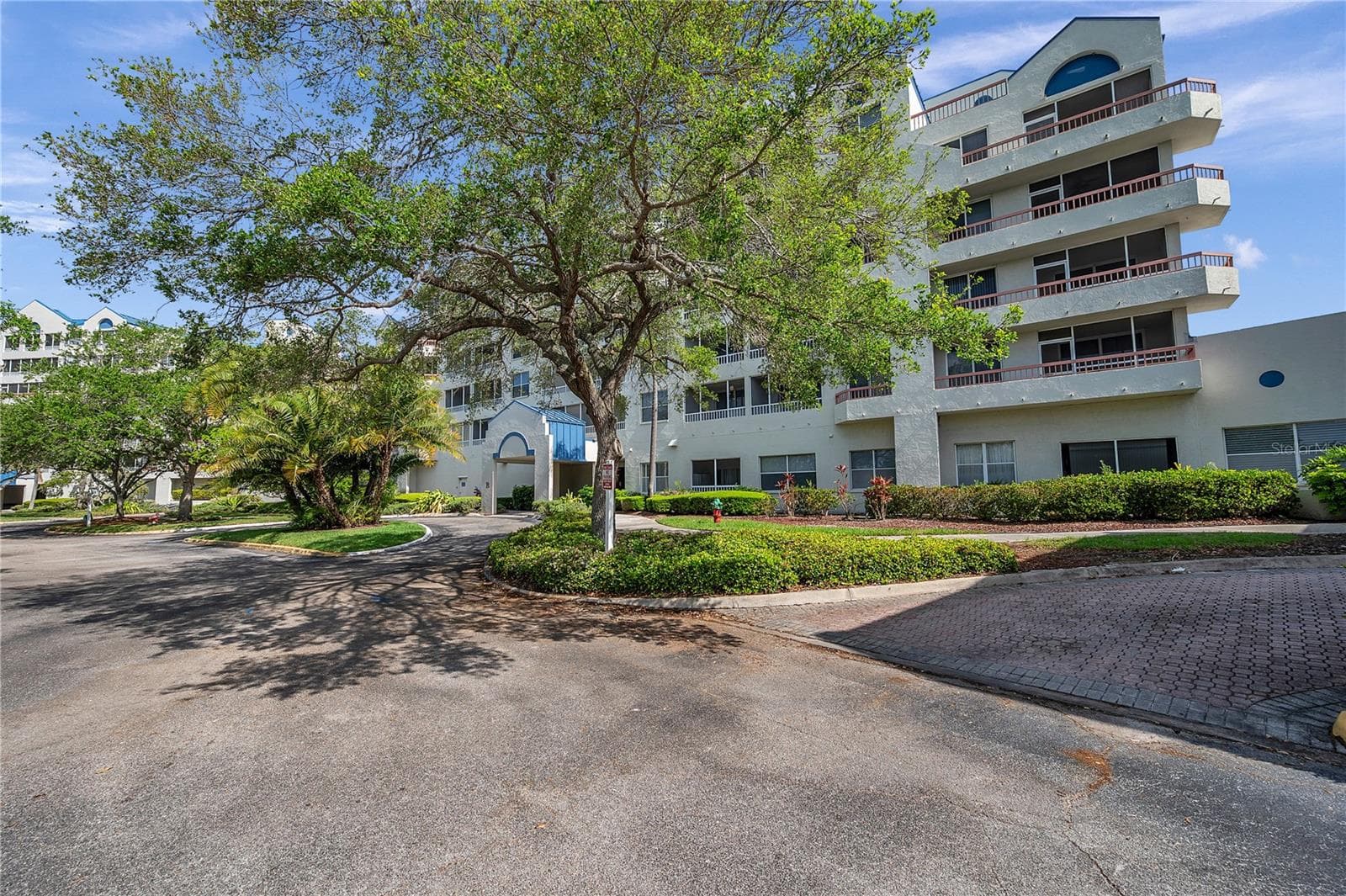 2333 Feather Sound Dr #B307