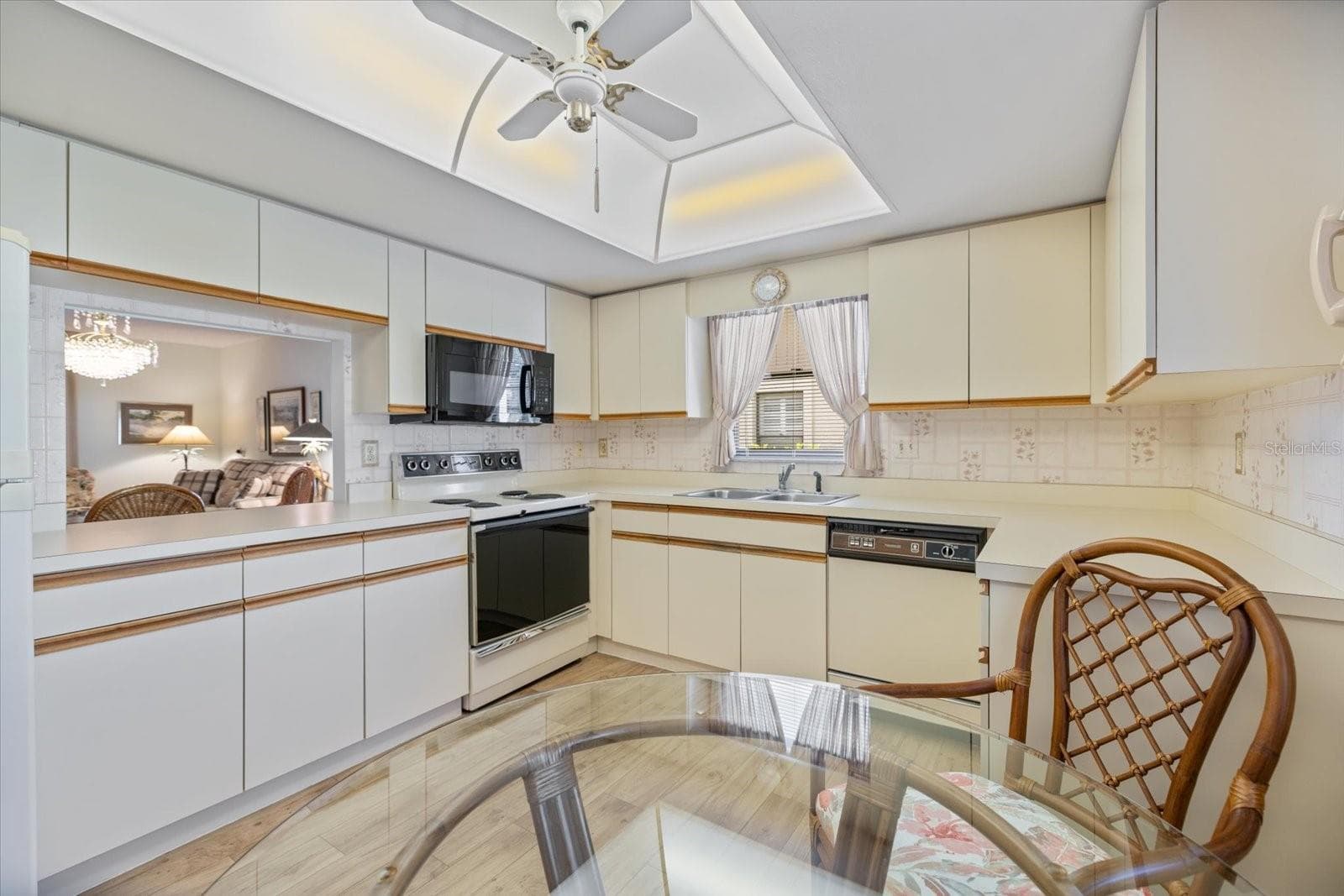 462 Oak Hill Cir #5 photo 5