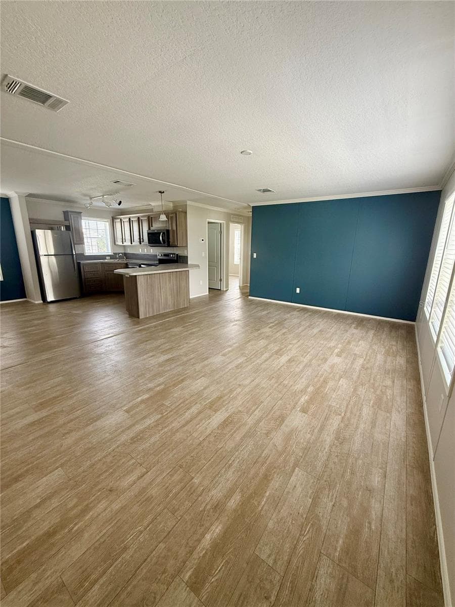 37743 Geiger Rd photo 5