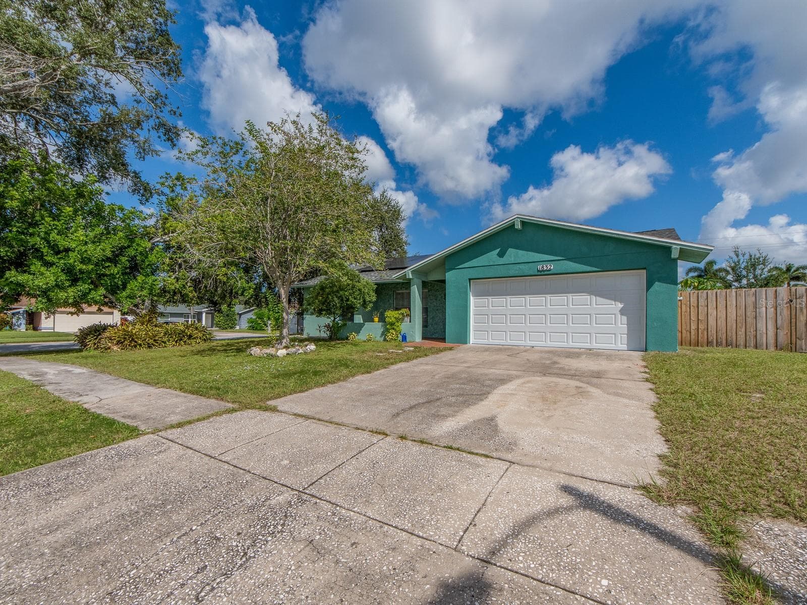 1832 Seton Dr photo 4