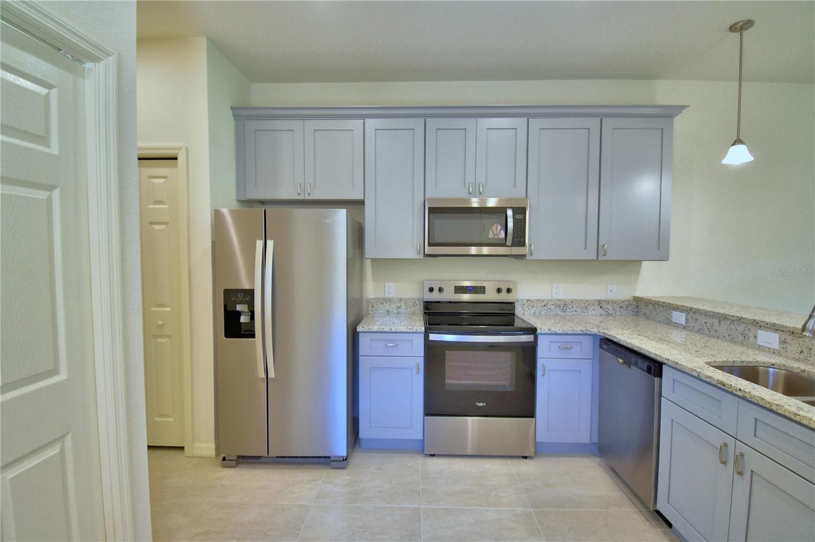 1709 Linz CT photo 5