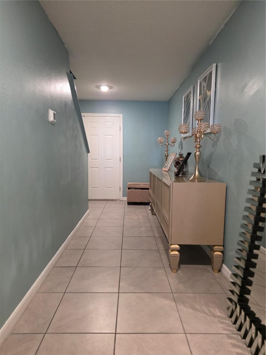566 Sunlit Coral St photo 5