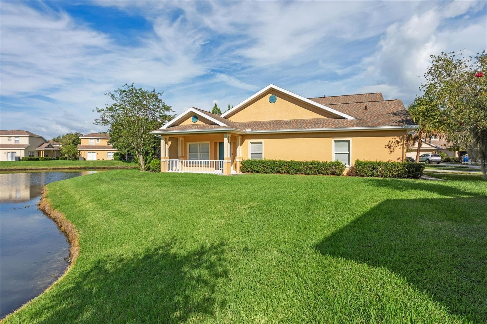 20312 Noble Oak Pl photo 3