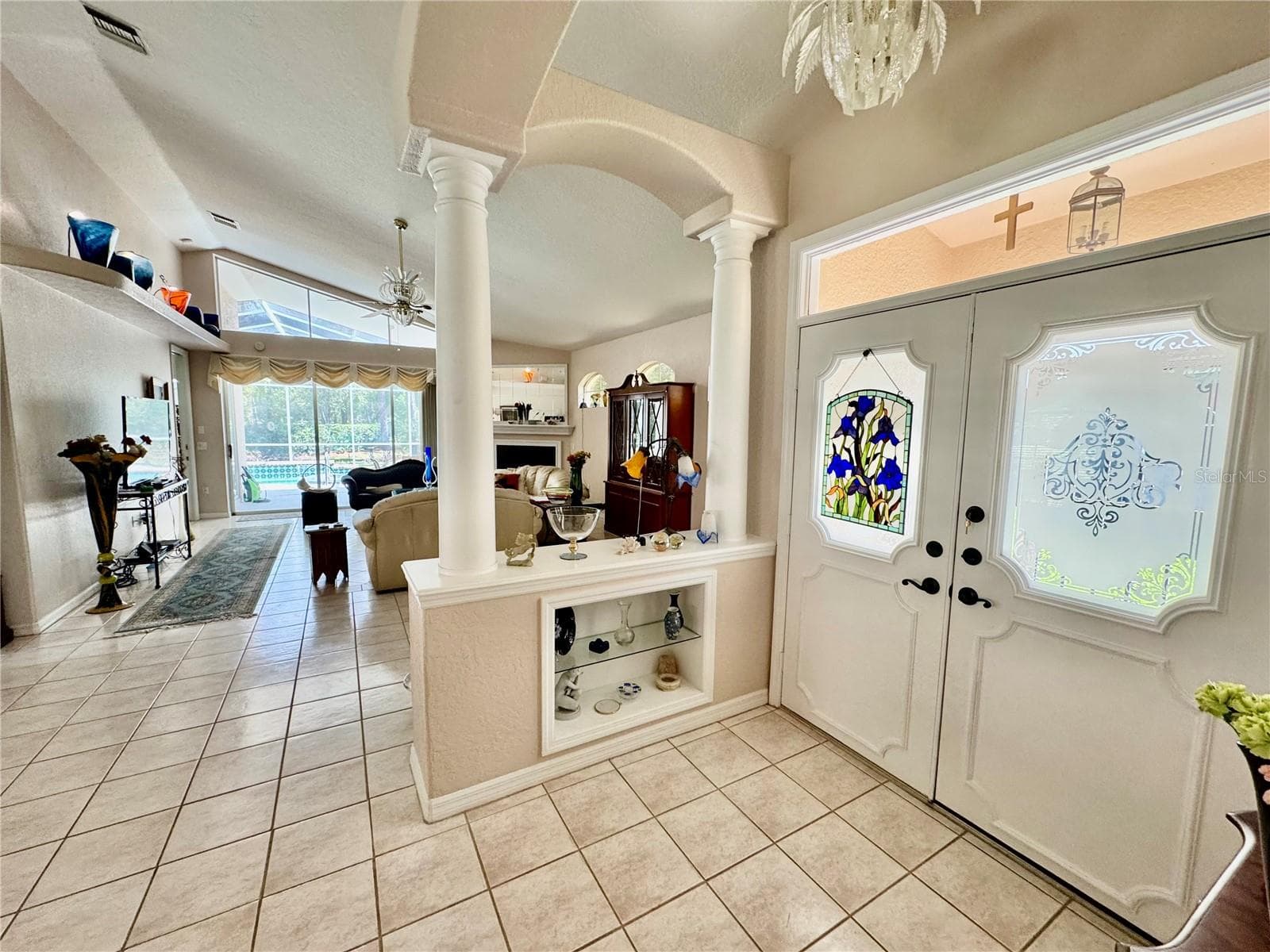 5688 Legend Hills Ln photo 4