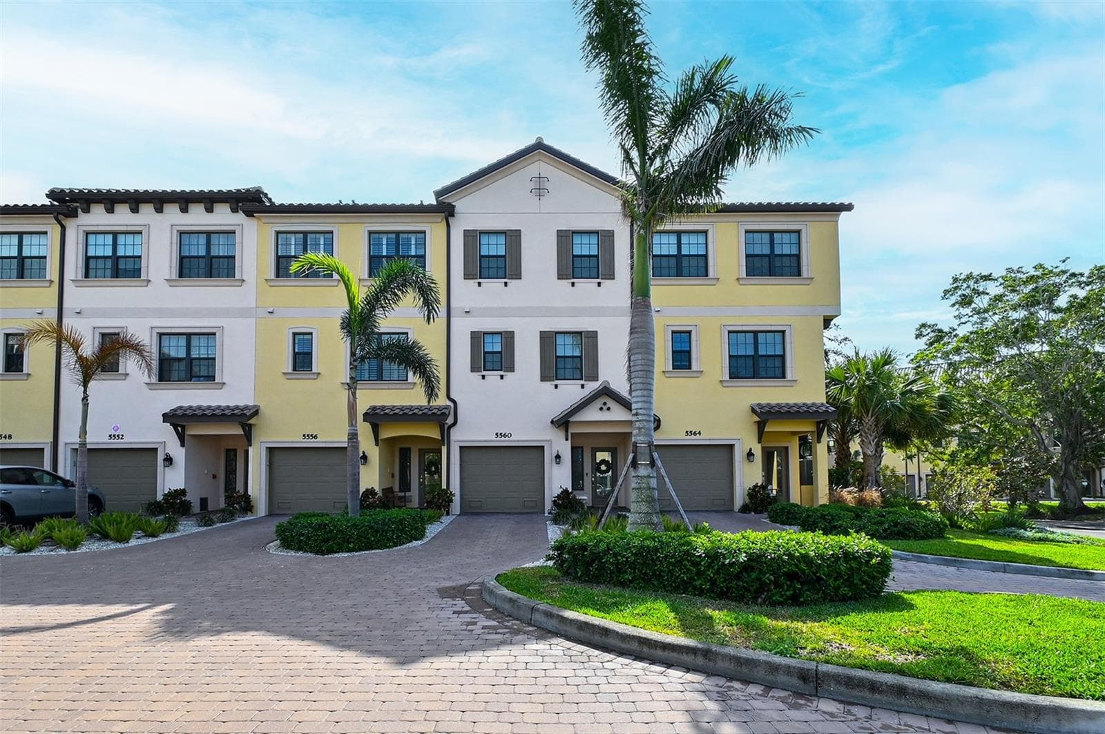 5560 Cannes Cir #3-106 photo 3