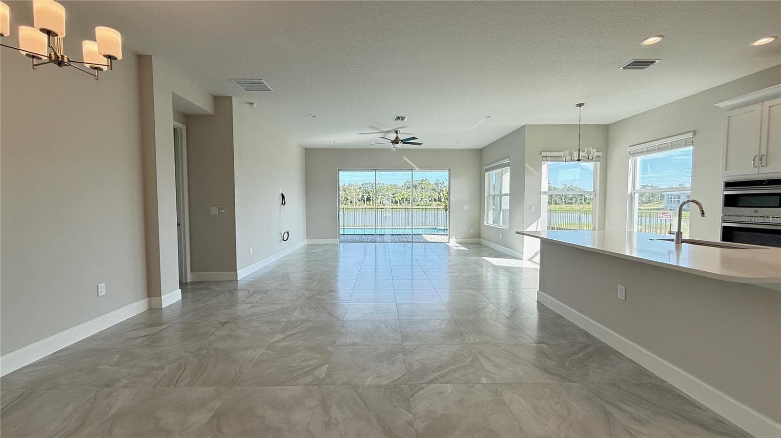 32523 Neroli St photo 4