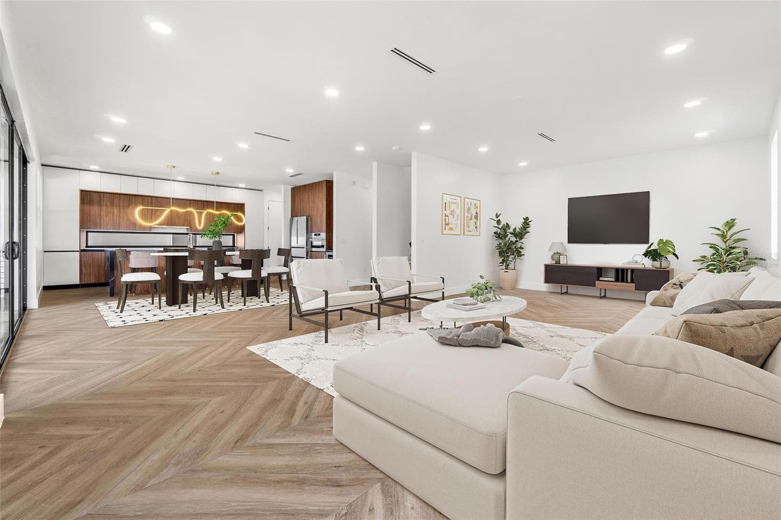 401 Park Blvd photo 3