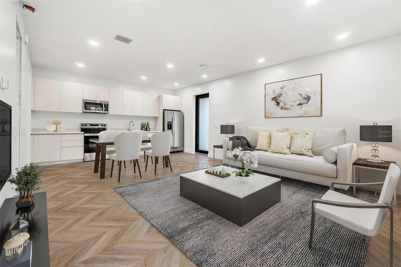 401 Park Blvd photo 5