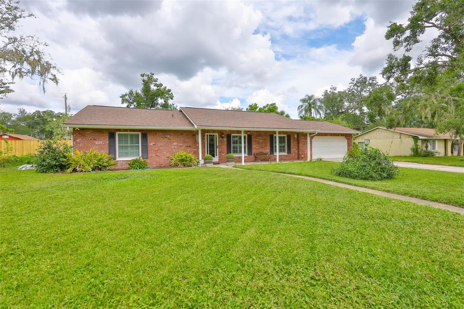 1408 Moss Laden CT
