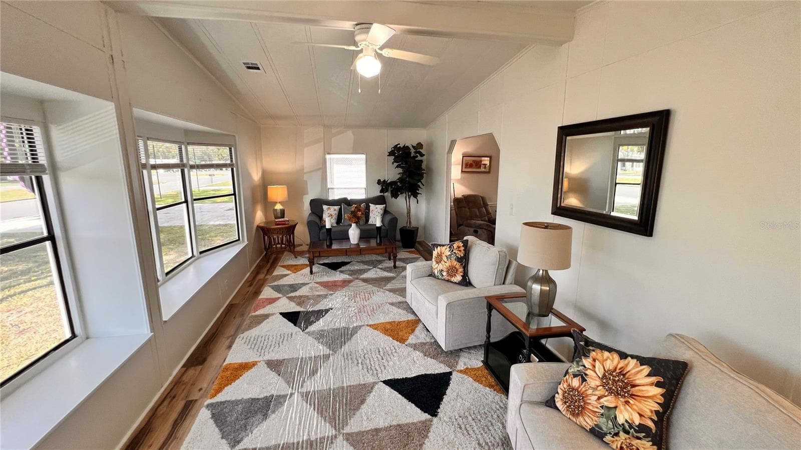 9303 Highpoint Blvd photo 5