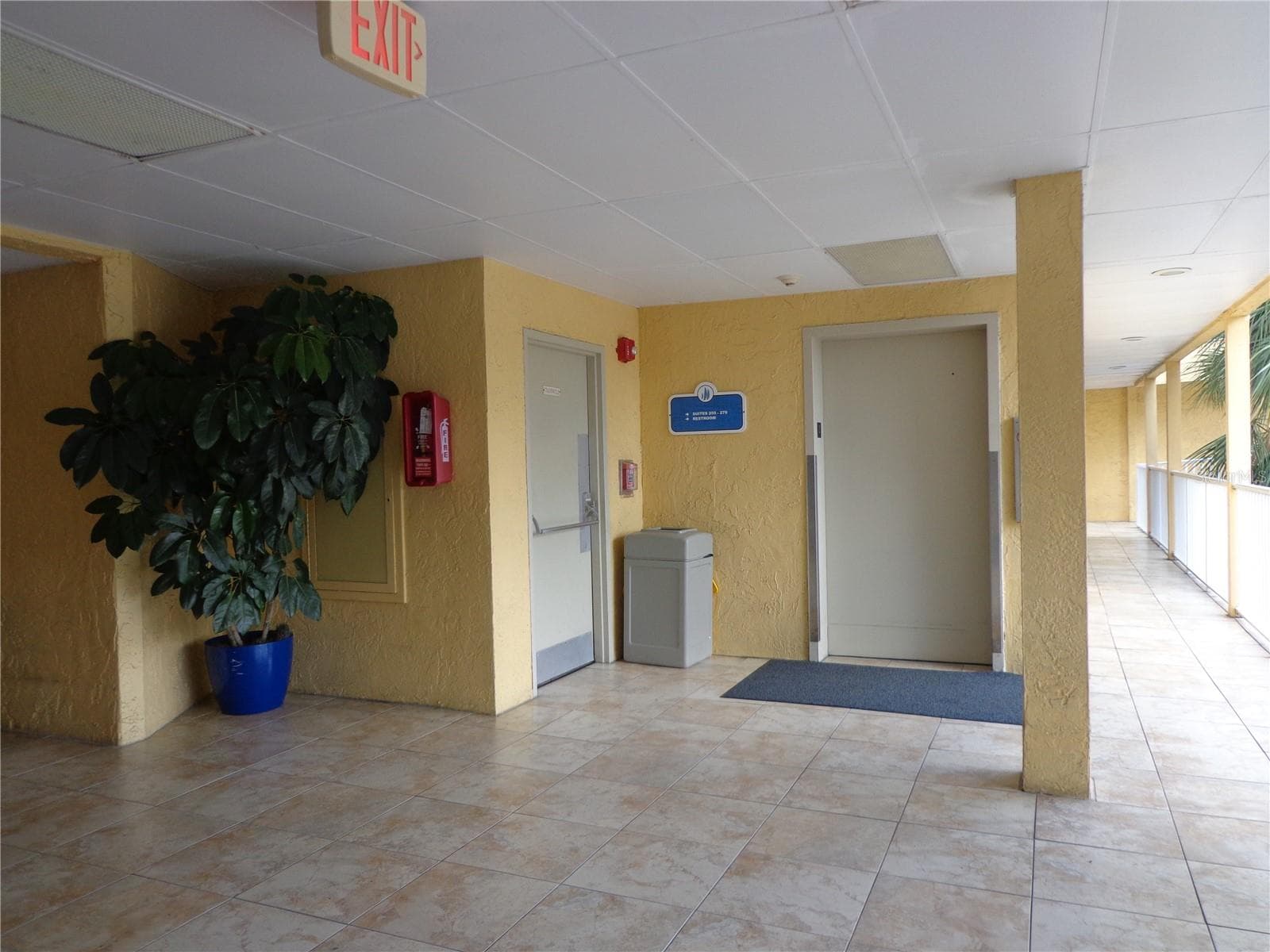 2506 N Rocky Point Dr #229 photo 3