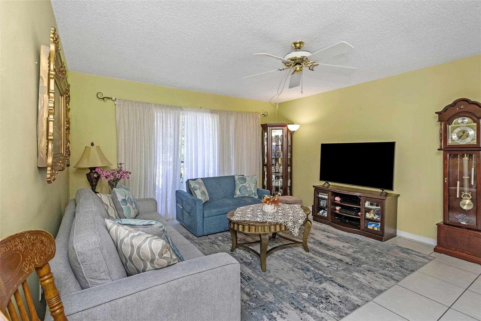 1344 Pine Ridge Cir E #D2 photo 3