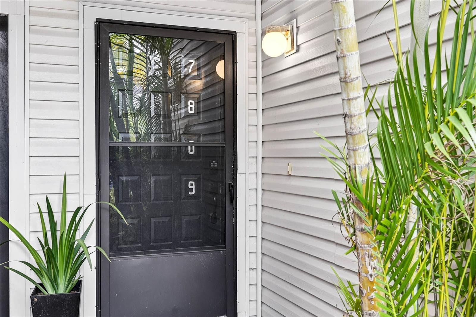 7809 Niagara Ave #2105 photo 3