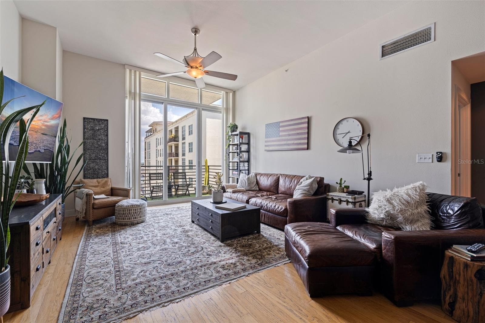 1208 E Kennedy Blvd #831 photo 4