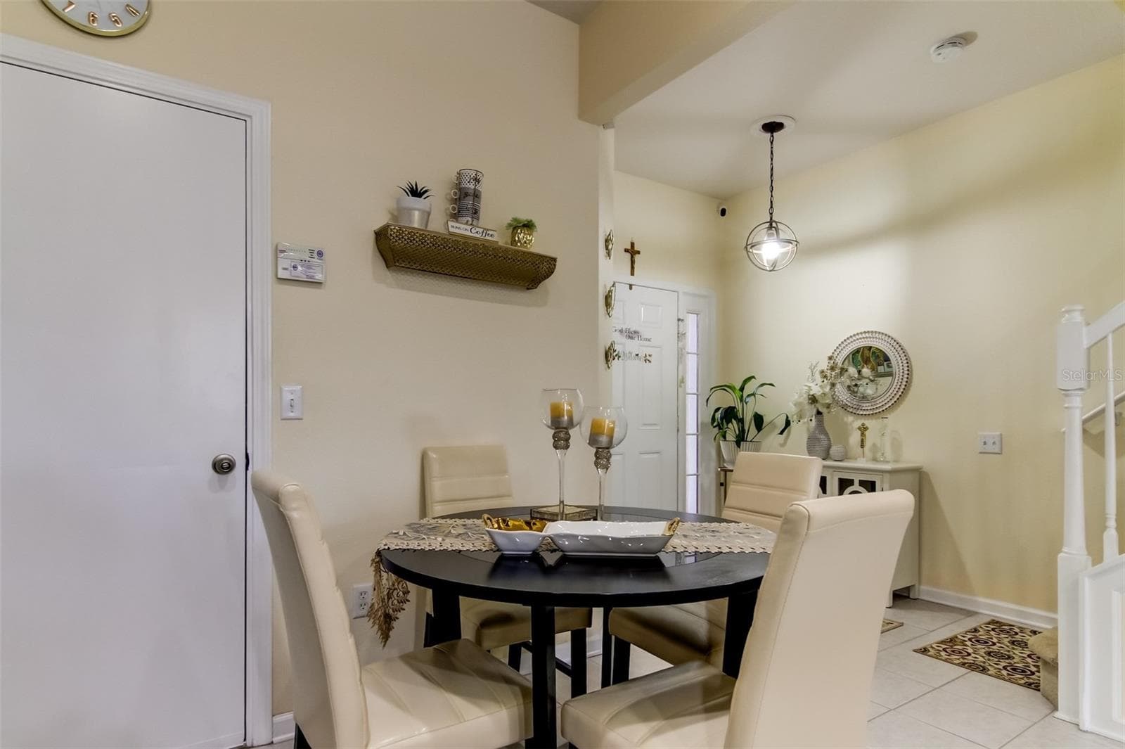 26642 Castleview Way photo 3