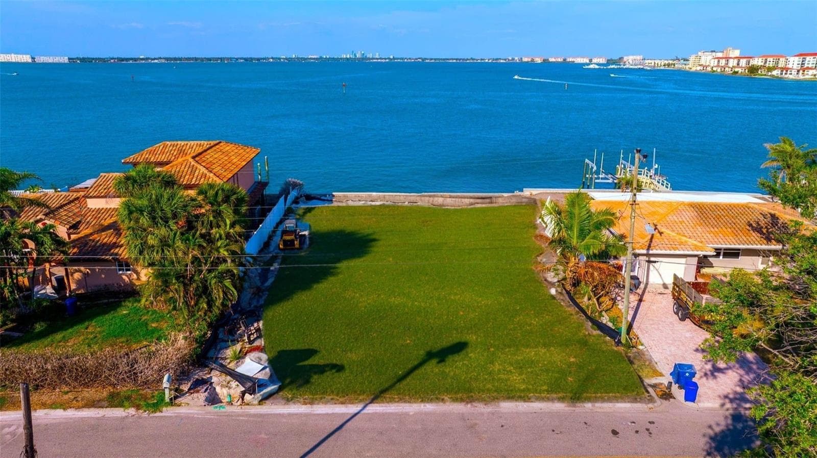 500 Belle Point Dr photo 4