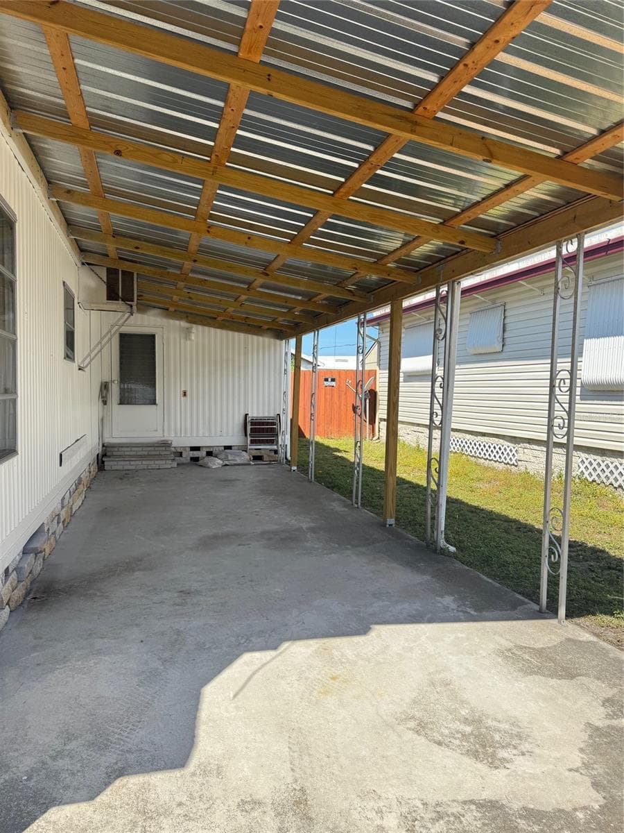 1837 Lullaby Dr photo 5
