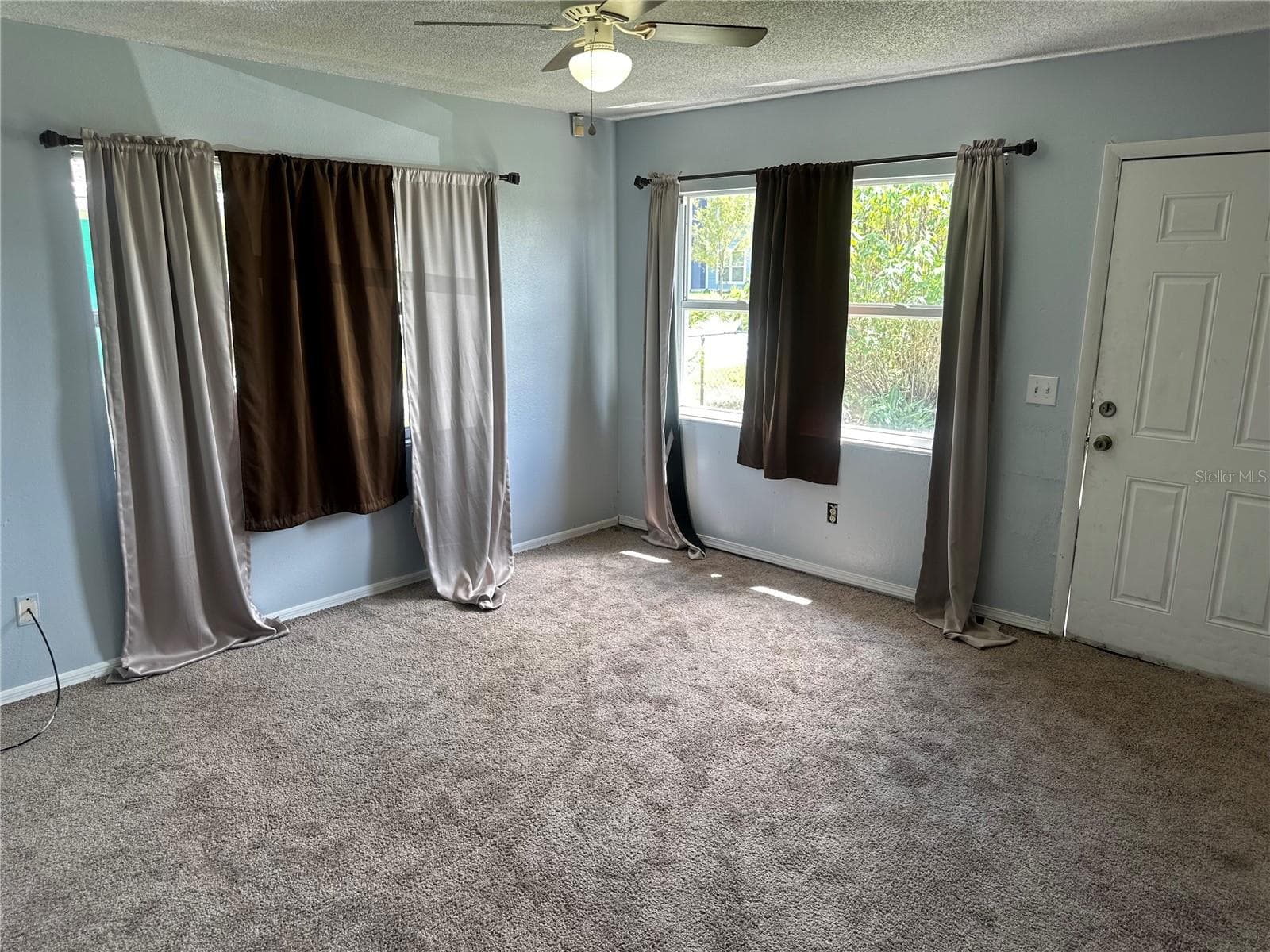 3715 Avenue J NW photo 4