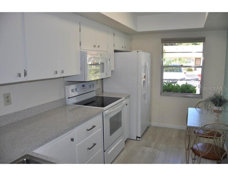 2630 Woodgate Ln #G3 photo 3