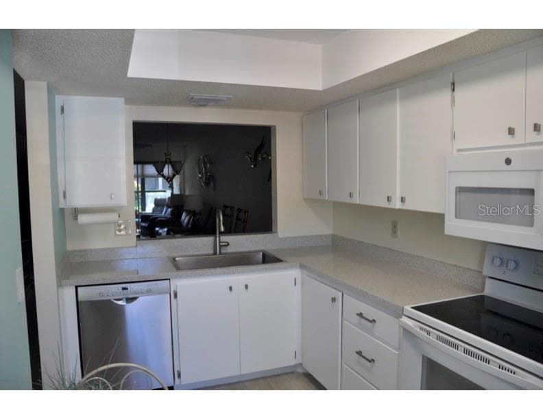 2630 Woodgate Ln #G3 photo 4