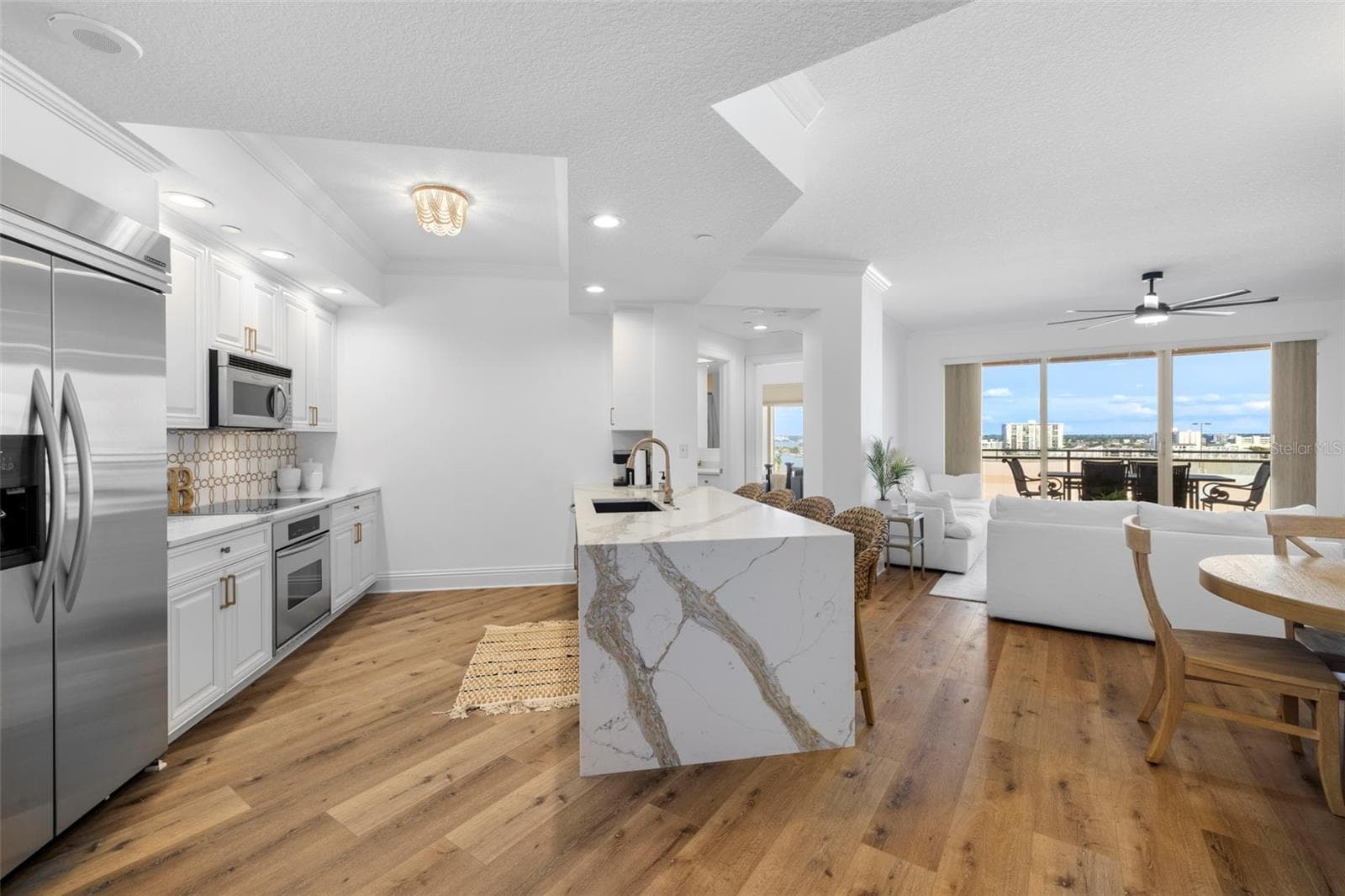 11 Baymont St #909