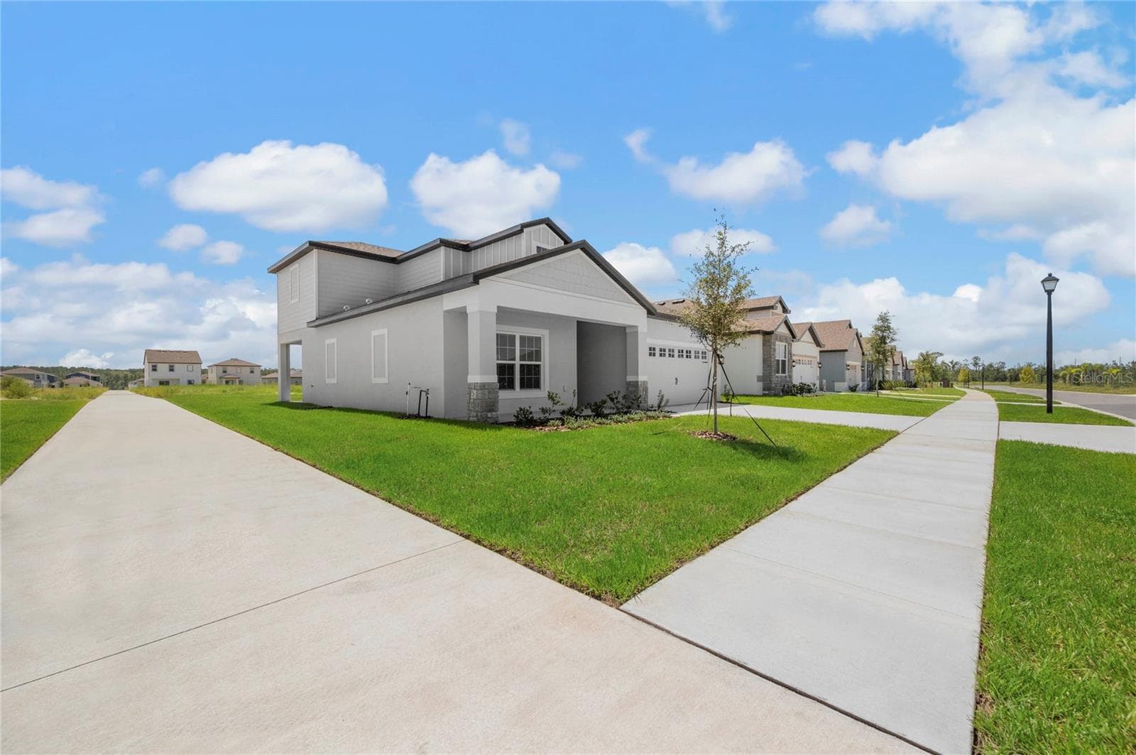 3348 Chinotto Dr photo 4