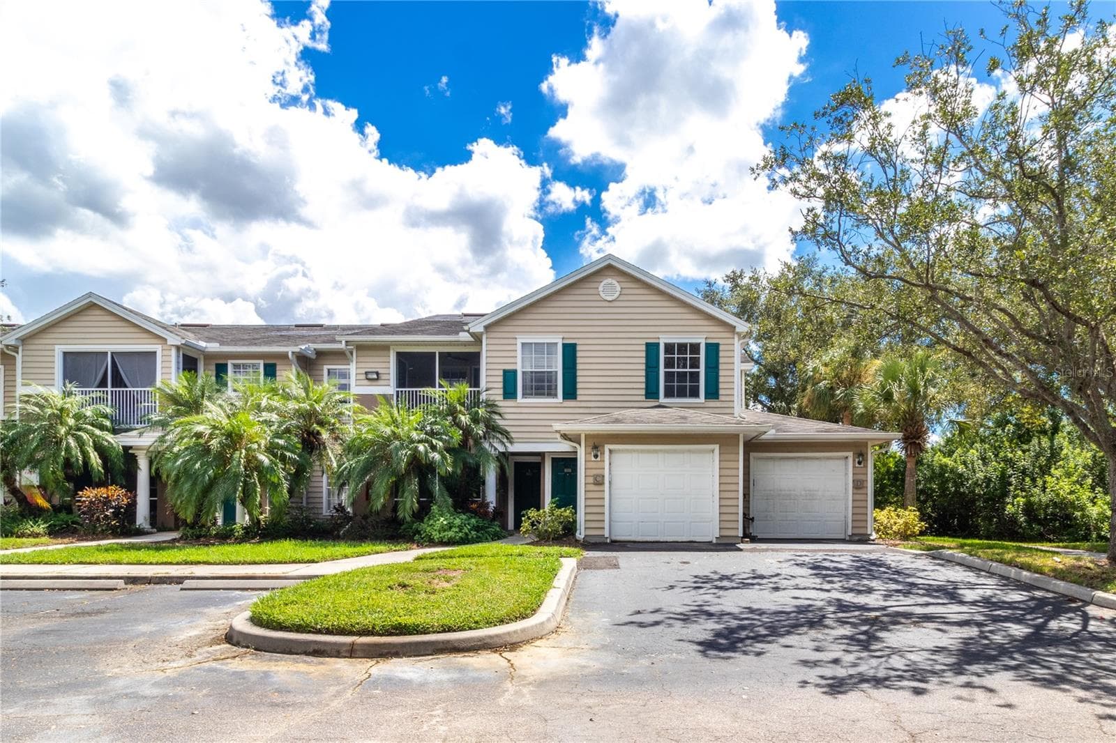 8911 Manor Loop #204
