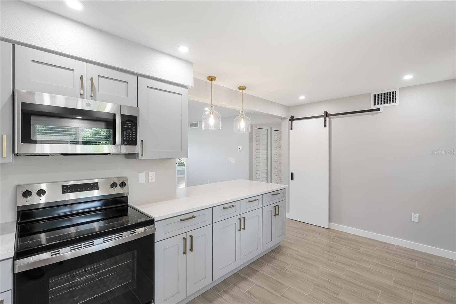 4444 Narraganset Trl #96 photo 5