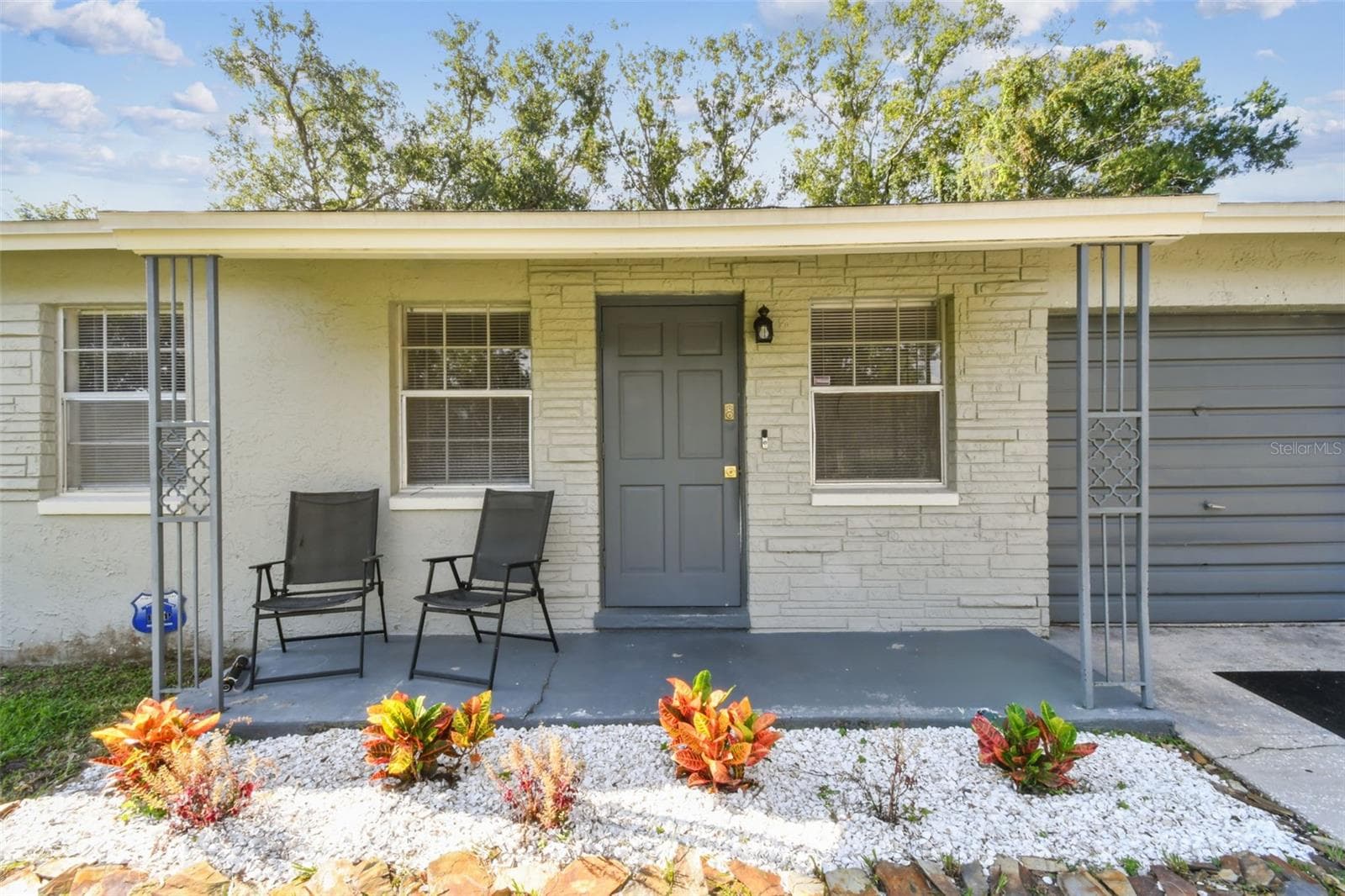 4419 Dolphin Dr photo 3