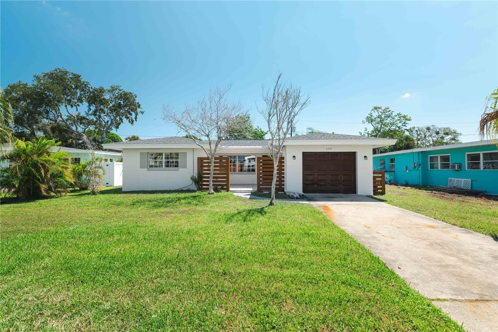 2491 Coronado Way photo 4